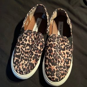 STEVE MADDEN SNEAKER SLIP-ONS